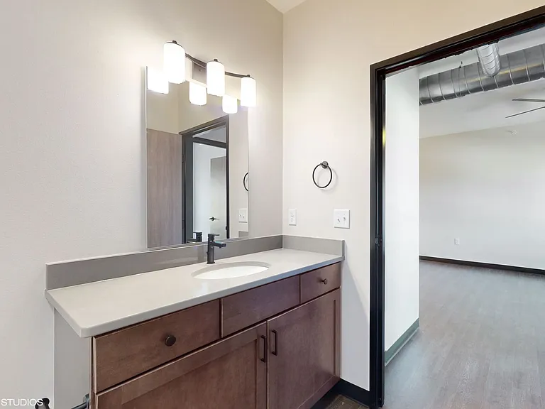 151 Lofts — Photo 12