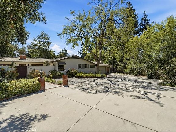 2nd image of 4630 Gould Ave