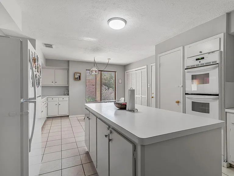 7534 Quail Meadow Dr — Photo 6