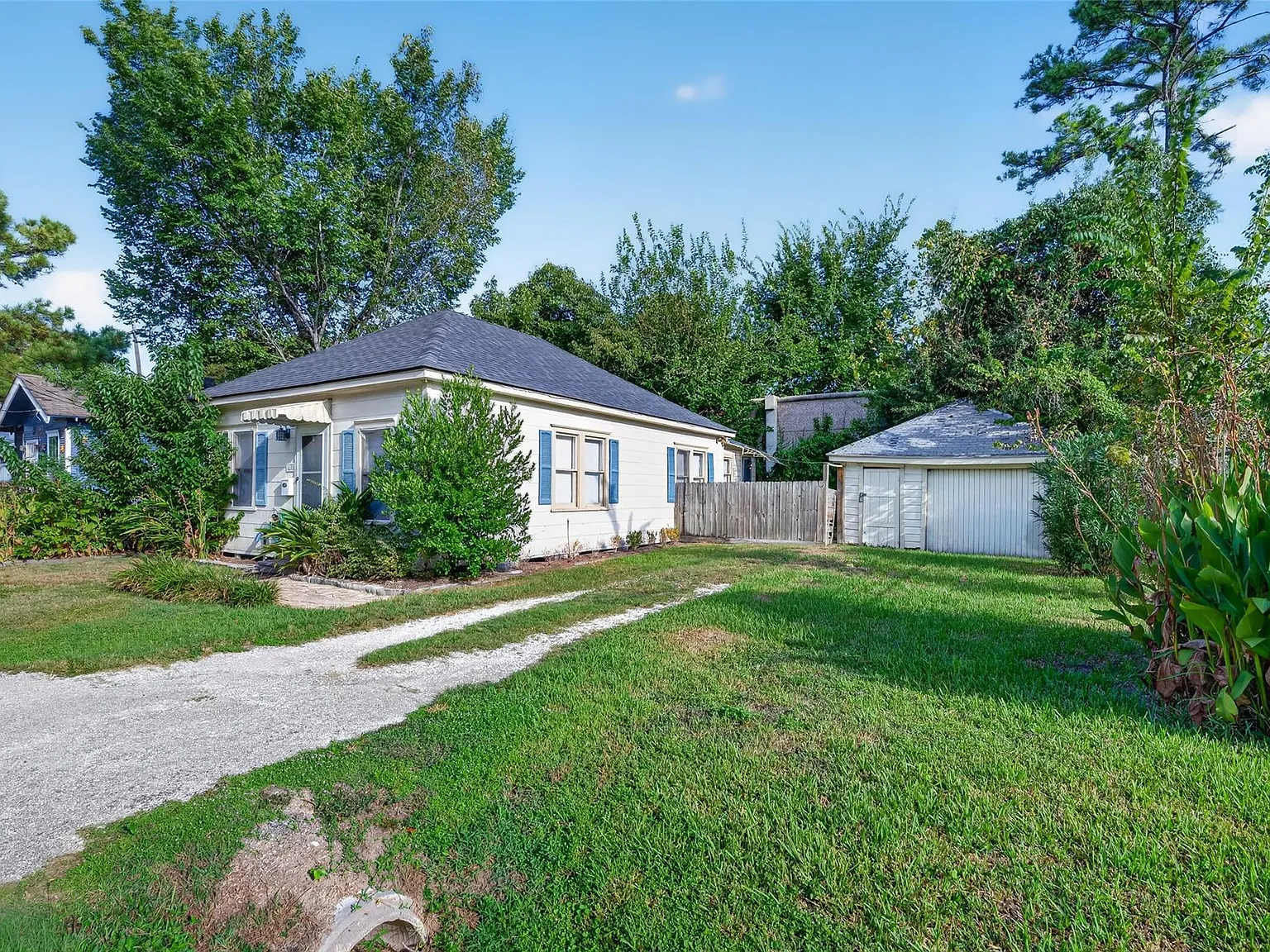 2 bed, 1.0 bath, 1188 sqft, $1,850 — Photo 3