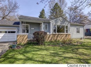 134 Circle Dr, Springfield, IL 62703