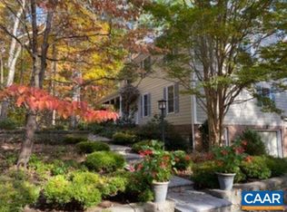 2033 Bobwhite Ct, Charlottesville, VA 22901