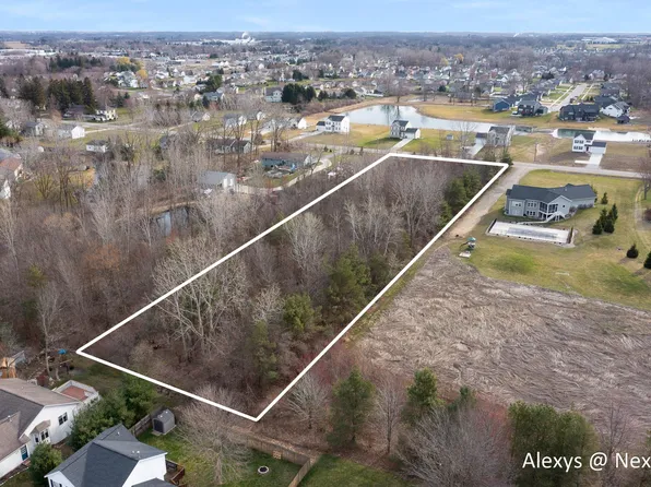 10863 56th Ave, Allendale, MI 49401