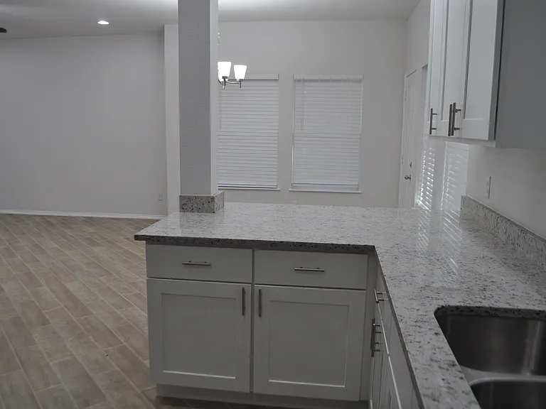 2344 Murphy Ct — Photo 5