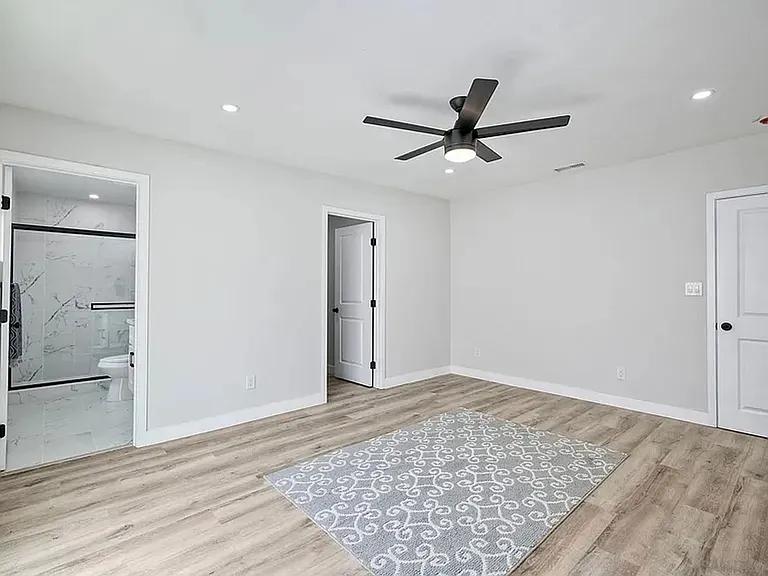575 Florida St — Photo 23