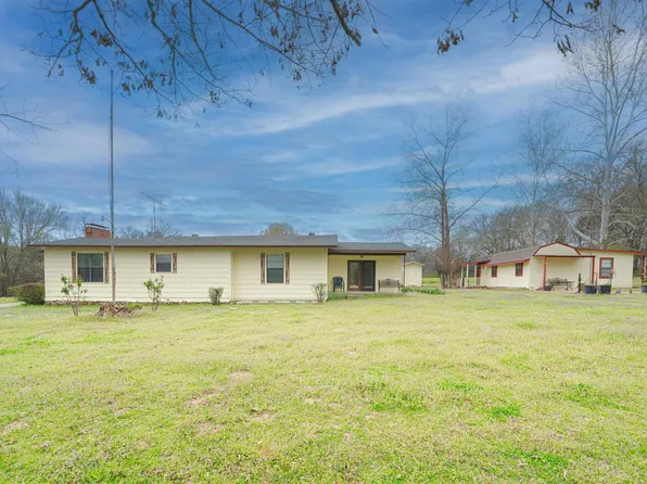 6371 Fm 49, Gilmer, TX 75644