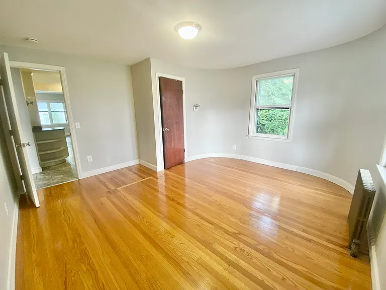 72 Lyman St — Photo 22