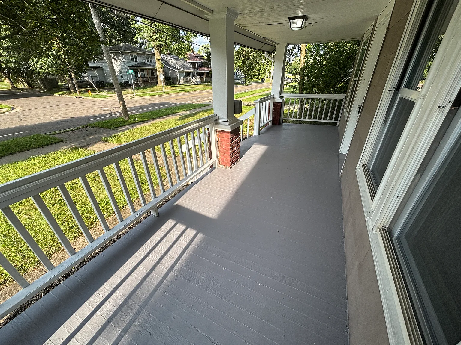 3 bed, 1105 sqft, $1,225 — Photo 2