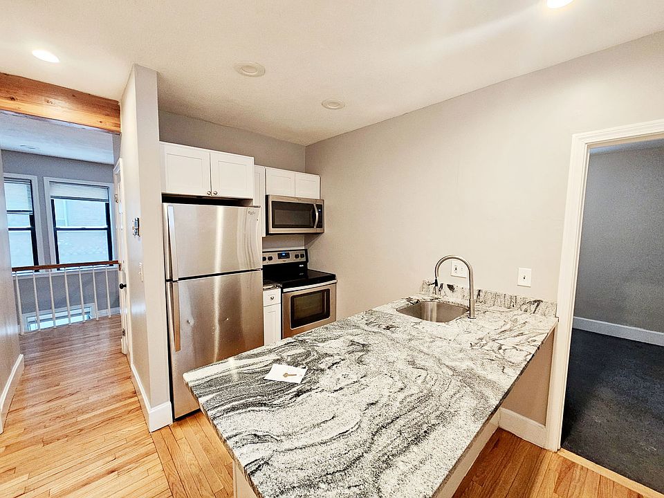 1st image of 37 Sheafe St APT 8