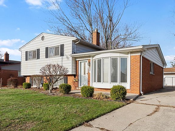 2nd image of 3262 Grange Rd