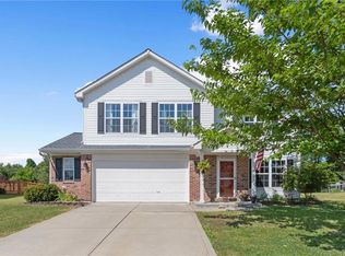 4029 Elkhorn Dr, Westfield, IN 46062