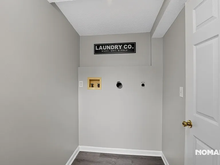 420 E Aberdeen St — Photo 12
