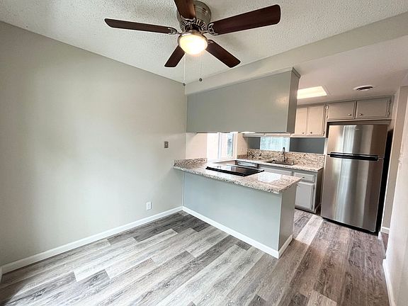 5th image of 1711 27th St APT C