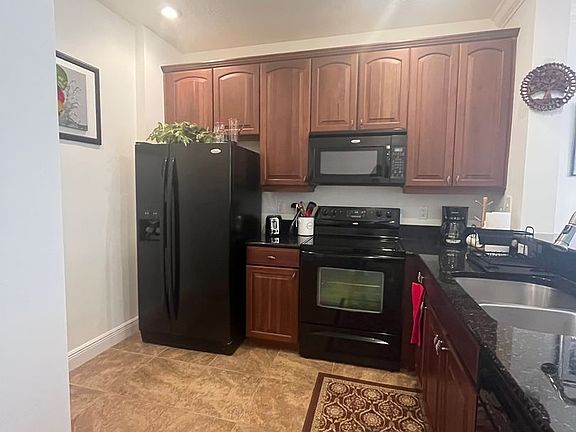 4th image of 45 Riverview Bnd S Unit 1931