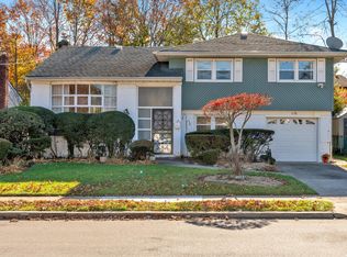 1088 Cramer Ct, Baldwin, NY 11510