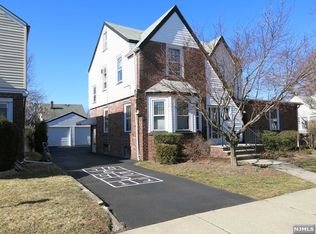 12-20 12th St #1X, Fair Lawn, NJ 07410