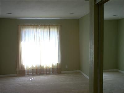 5th image of 4124 W H St