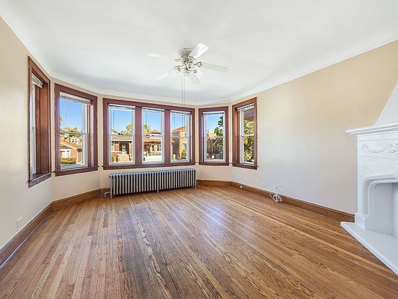 4th image of 5251 W Wellington Ave