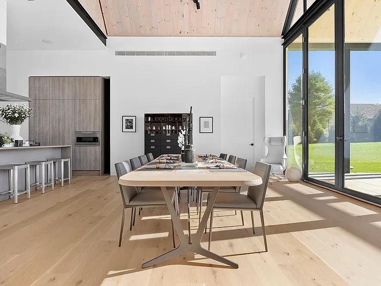 179 Montauk Hwy — Photo 9