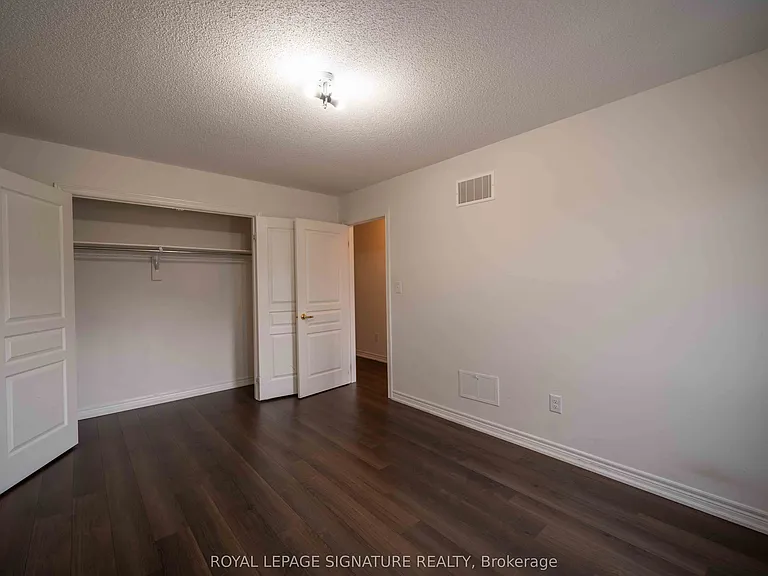 5570 Meadowcrest Ave — Photo 23