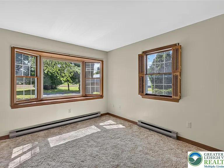 1226 Trexlertown Rd — Photo 10