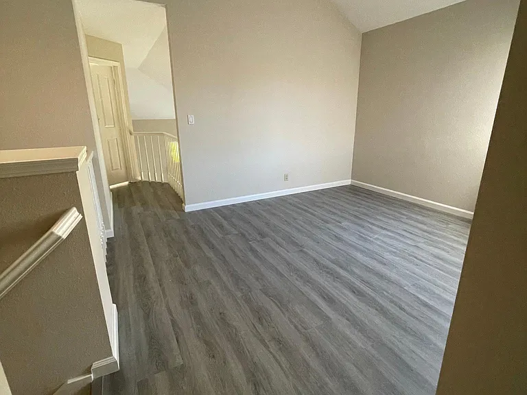 165 Doe Ct — Photo 13