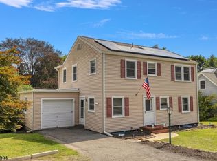 23 Manor House Rd, Budd Lake, NJ 07828