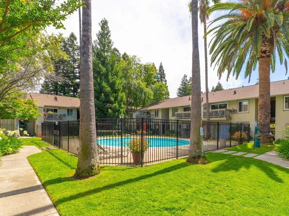 1241 Homestead Ave APT 211, Walnut Creek, CA 94598