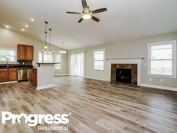 4th image of 5874 Tarrycrest Dr