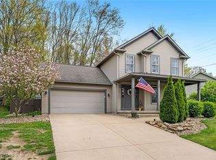 1247 Derbydale Rd, Akron, OH 44306