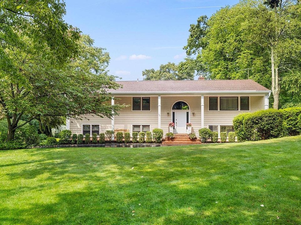 1st image of 102 Cypress Drive
