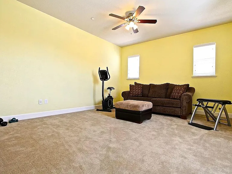 Game Room (5th Bed Room)