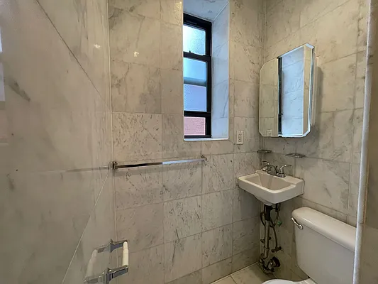 Rented by Nolita Group | media 10