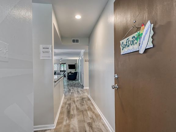 4th image of 223 Maison Dr. #D-7