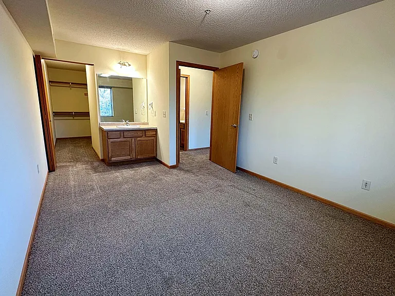 Arcade Estates West — Photo 94