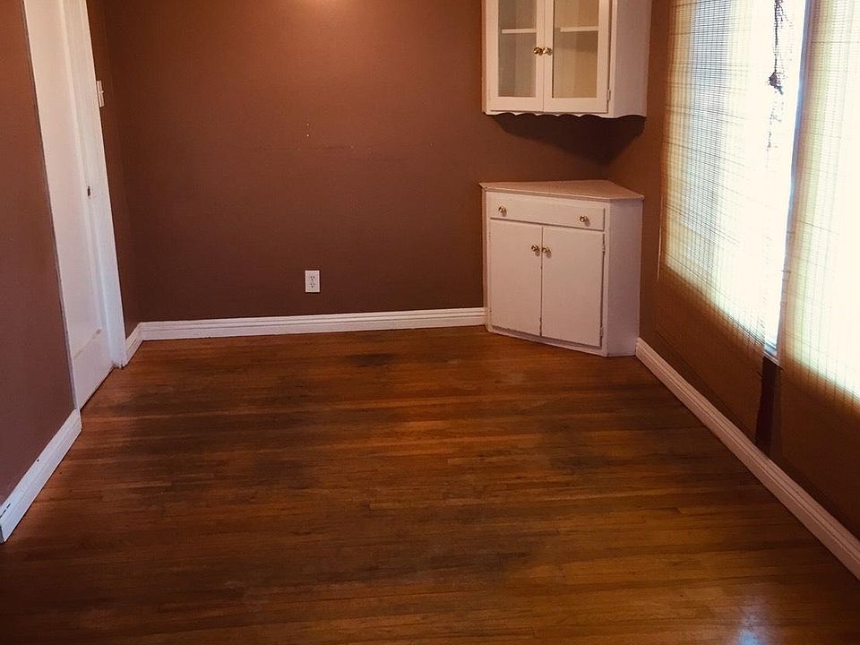 2nd image of 2220 S Towne Ave