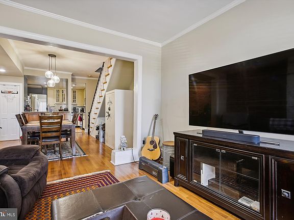 5th image of 763 10th St SE
