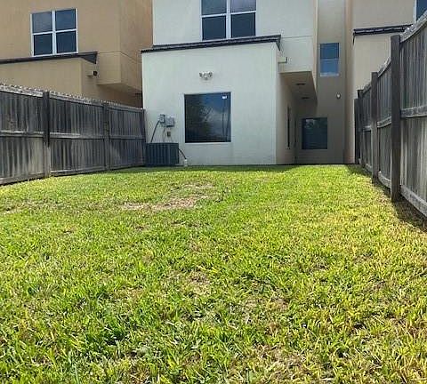 5th image of 3916 W Daffodil Ave