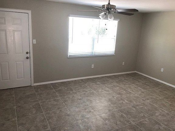 2nd image of 608 Thomas Ave