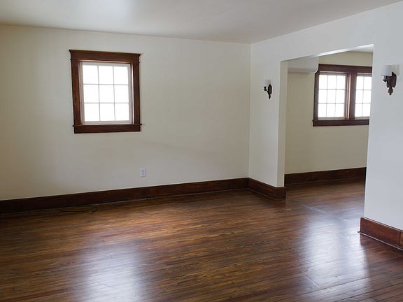 3rd image of 406 Fulton St Unit 1