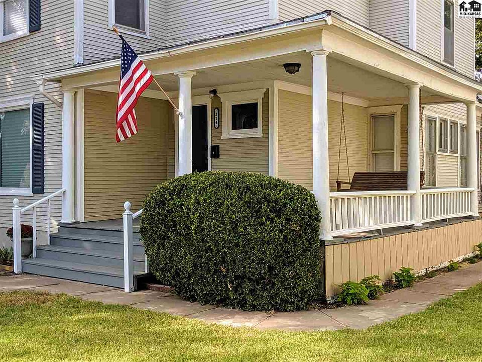 214 E 6th Ave, Hutchinson, KS 67501 Zillow