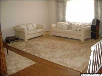 5th image of 11 Schelly Dr
