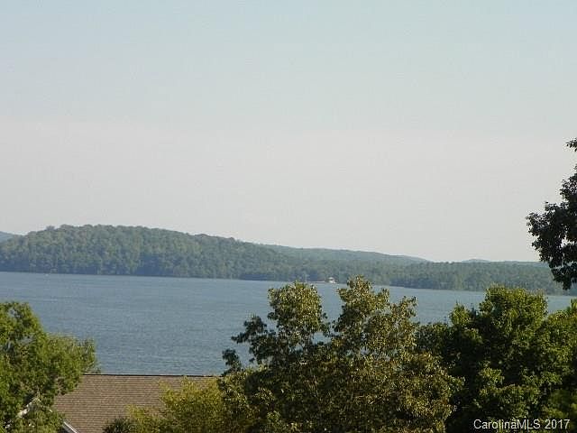 2nd image of 304 Badin View Dr