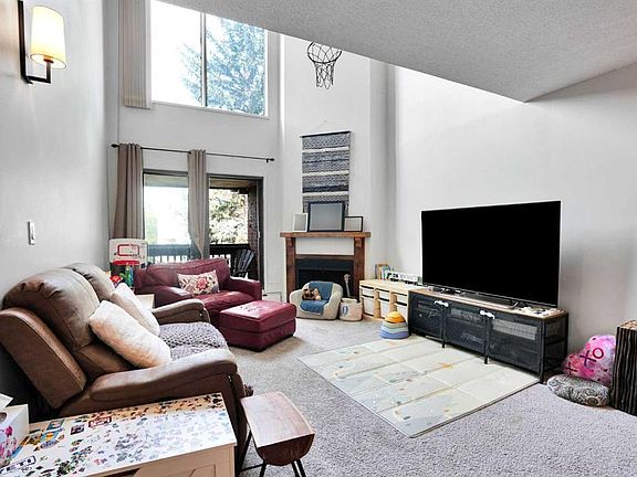 3rd image of 7301 N 4a St SW #308A