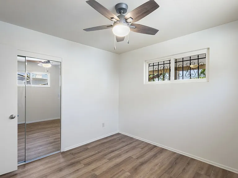 5742 N 12th Pl #5742 N 12TH — Photo 15