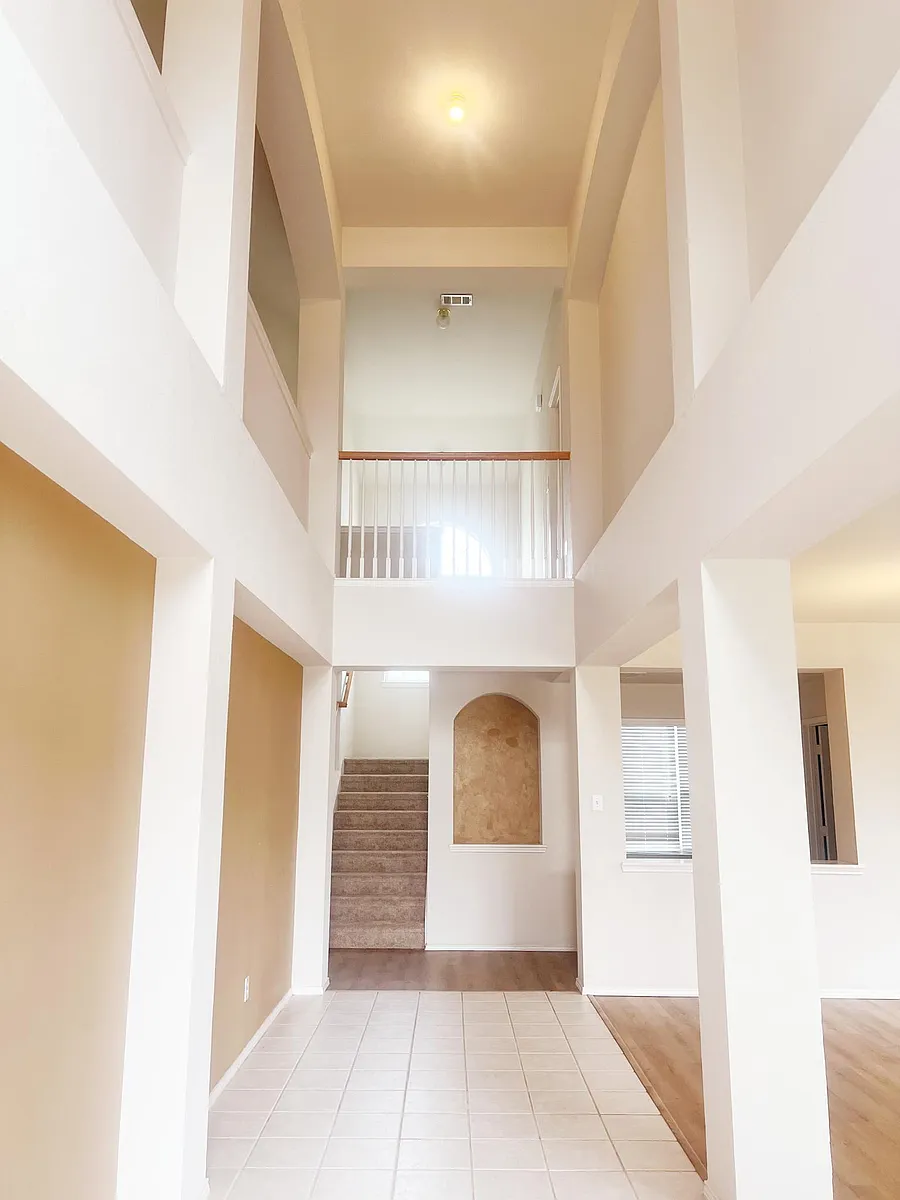 Building Photo - 5888 Shetland Cir