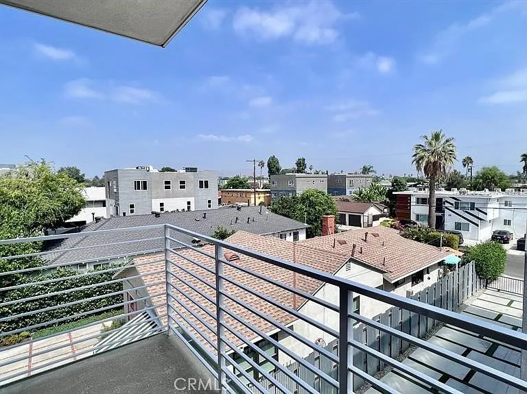 5635 Klump Ave #1/2 — Photo 11