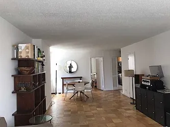 Rented by Manhattan Skyline