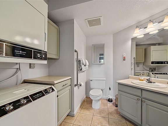 3rd image of 31819 Rocky Village Dr #302-302-302