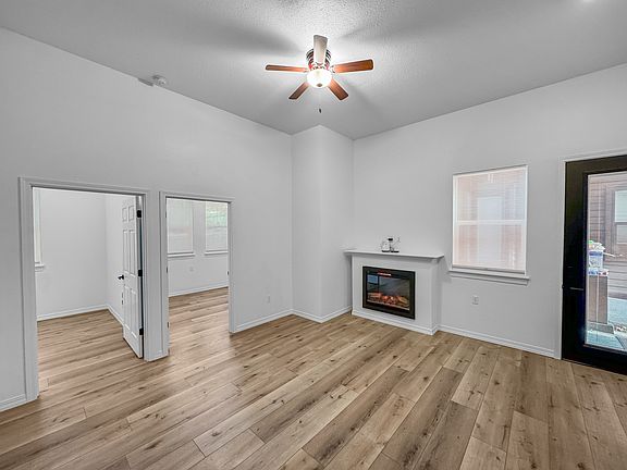 5th image of 580 N 1st Ave #3